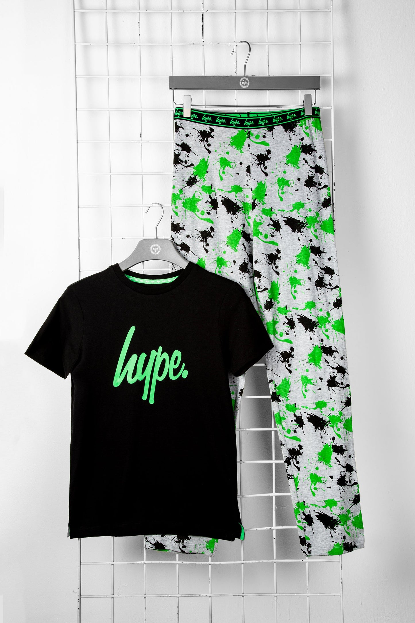 1PACK BOYS HYPE T-SHIRT & LONG PANT SPLAT PJ SET BLACK GREY GREEN