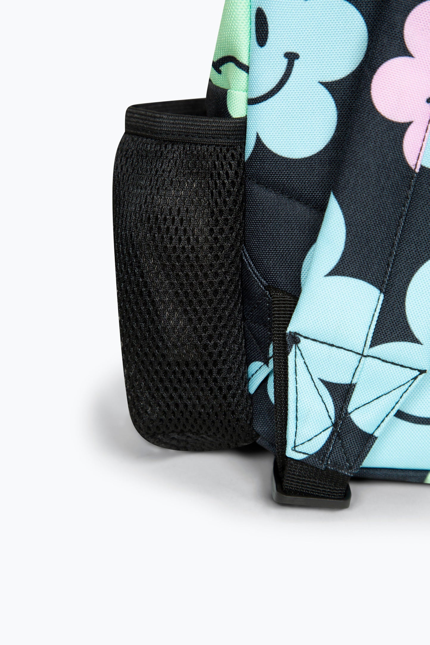HYPE HAPPY FLOWERS BADGE BACKPACK