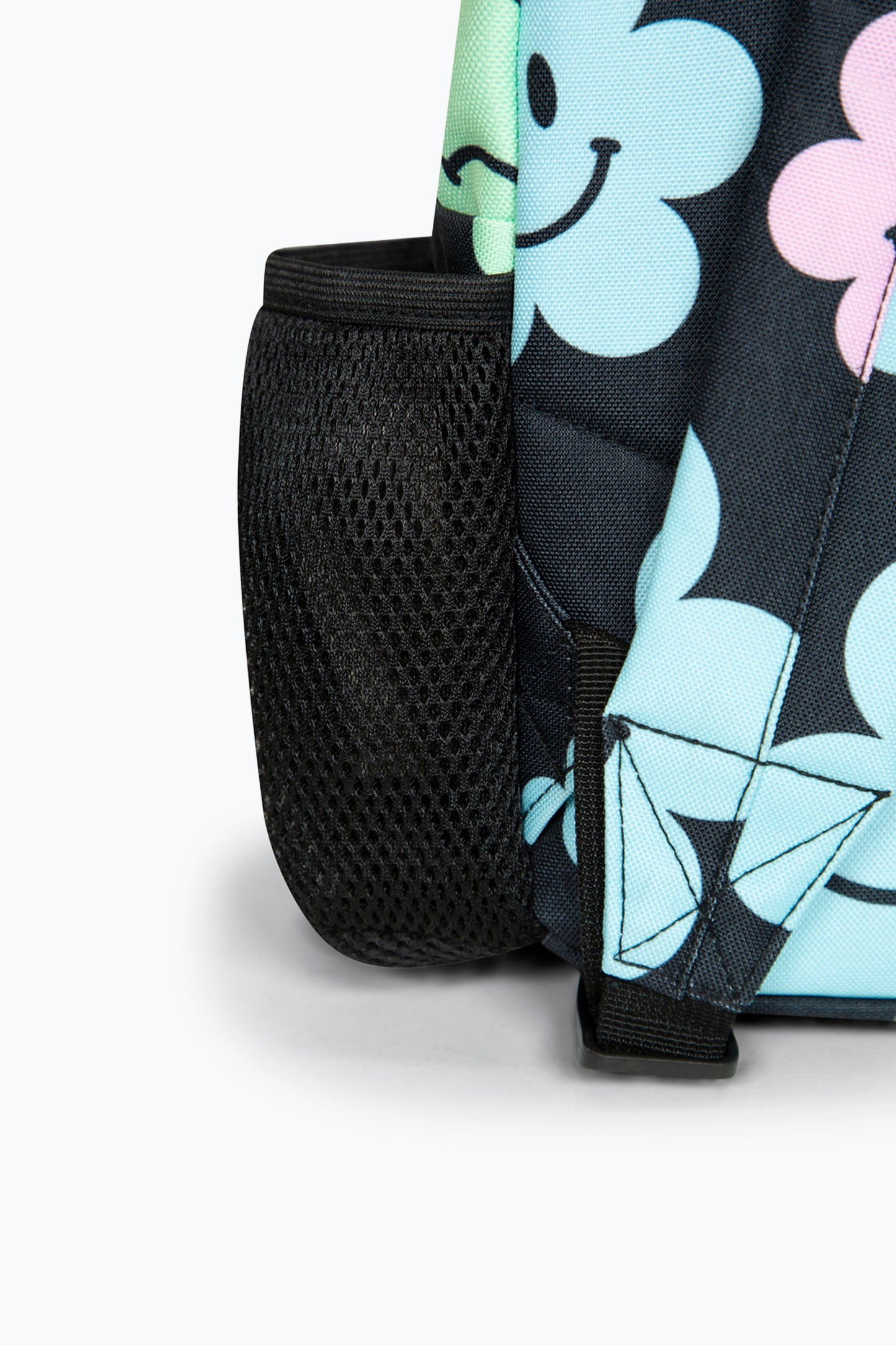 HYPE HAPPY FLOWERS BADGE BACKPACK