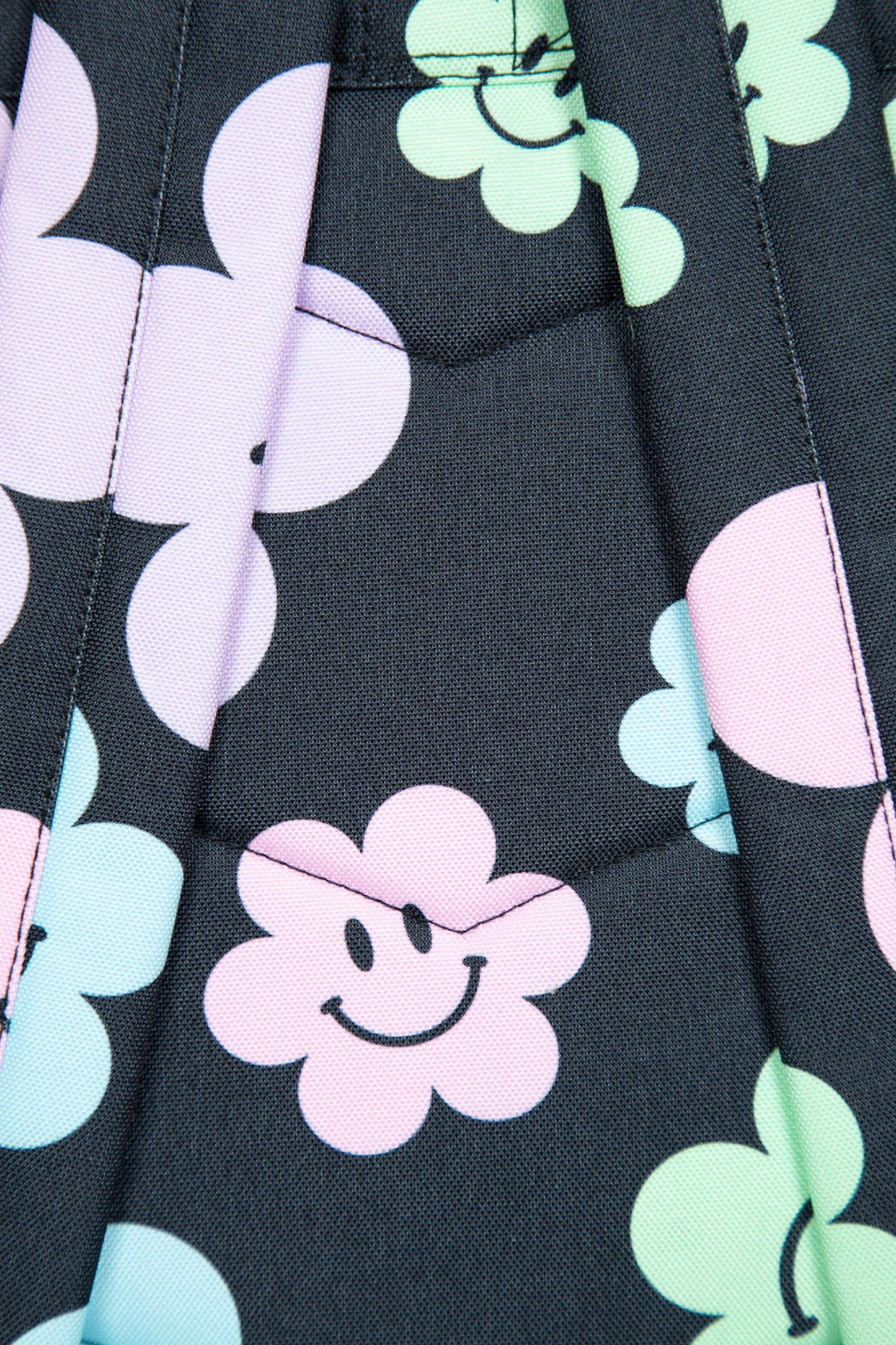HYPE HAPPY FLOWERS BADGE BACKPACK