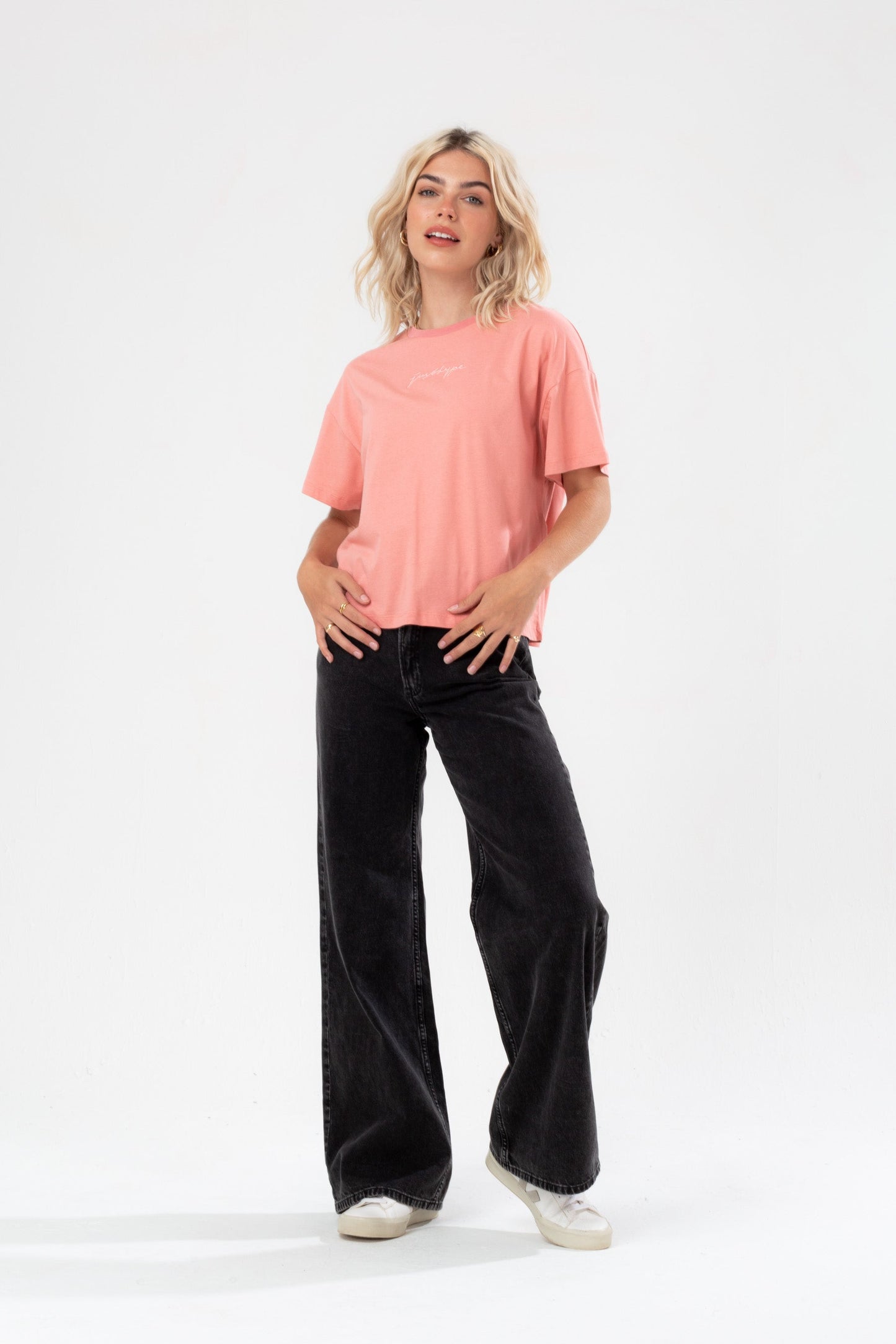 HYPE WOMENS BLUSH SCRIBBLE EMBROIDERY BOXY T-SHIRT
