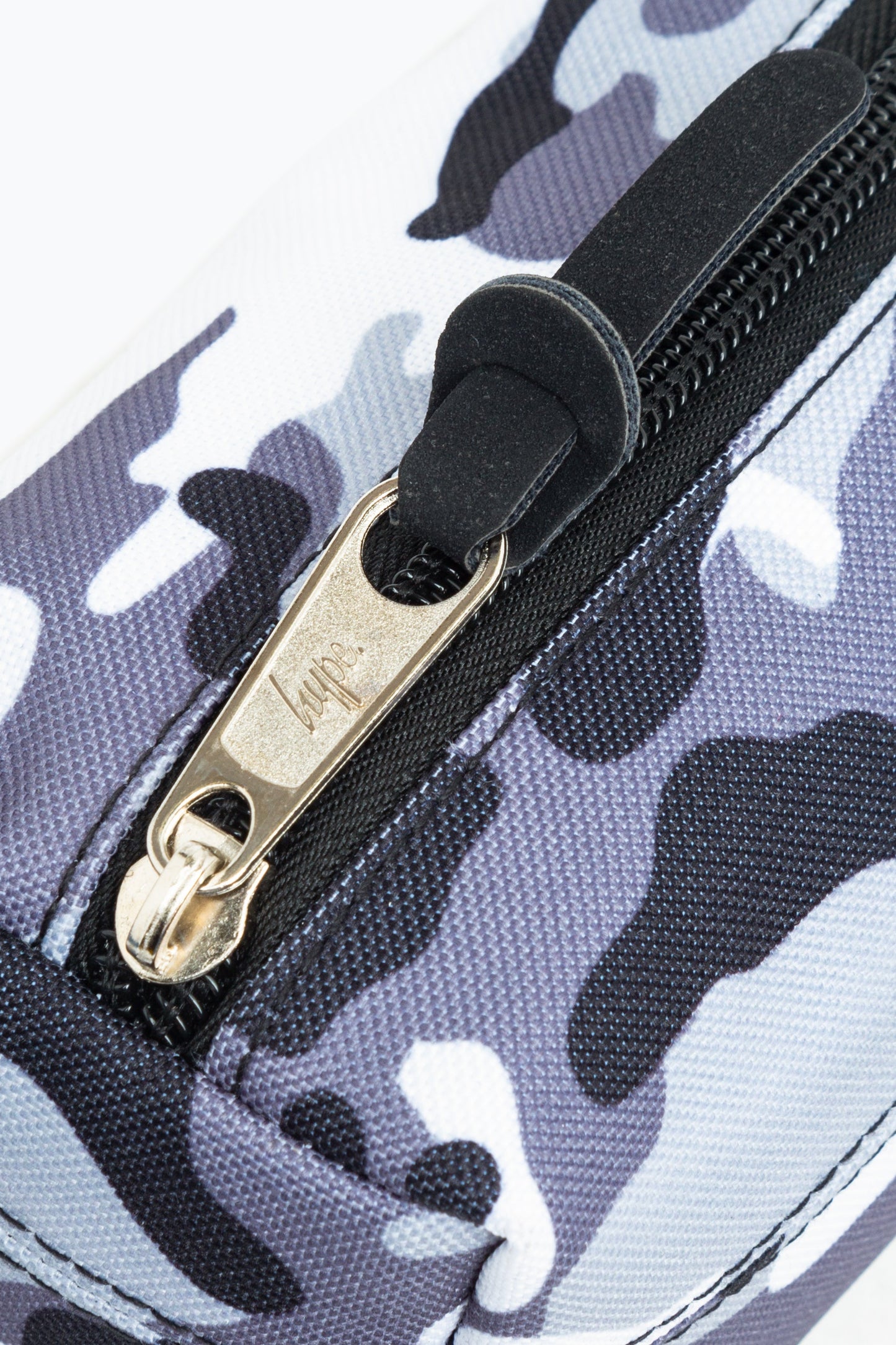 HYPE MONO CAMO PENCIL CASE