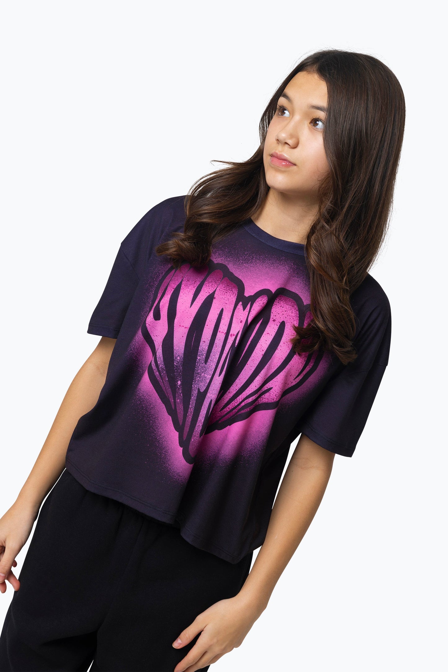 HYPE KIDS BLACK SPRAY HEART T-SHIRT