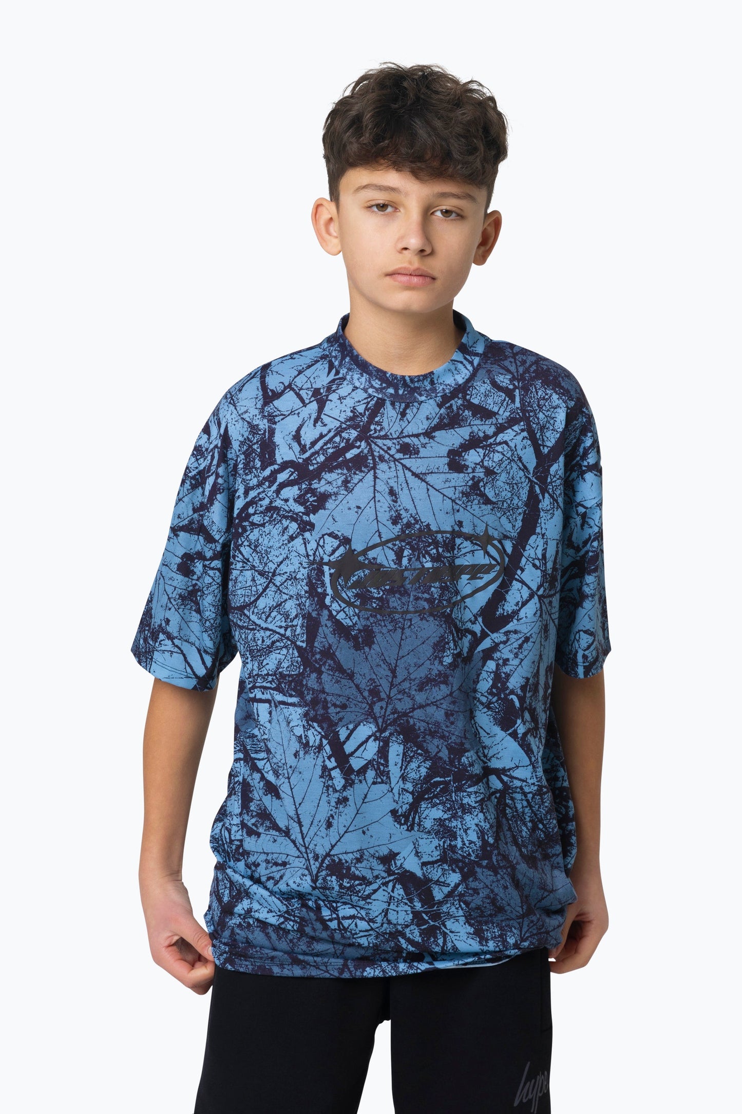 HYPE BOYS MULTI Y2K BLUE LEAF T-SHIRT