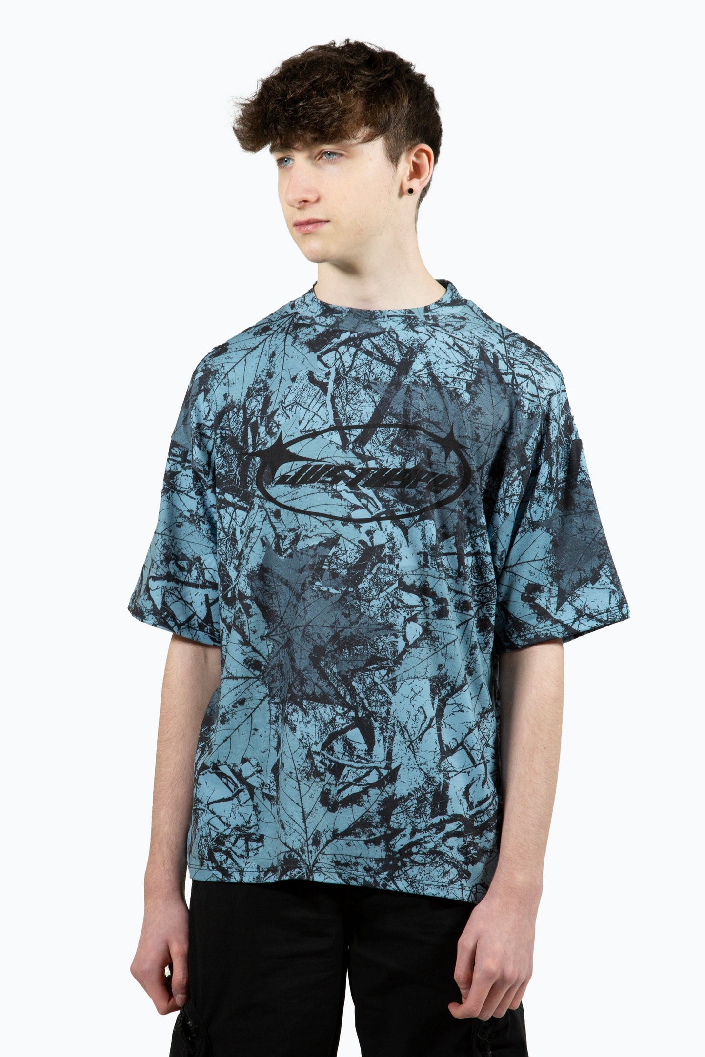 HYPE BOYS MULTI Y2K BLUE LEAF T-SHIRT