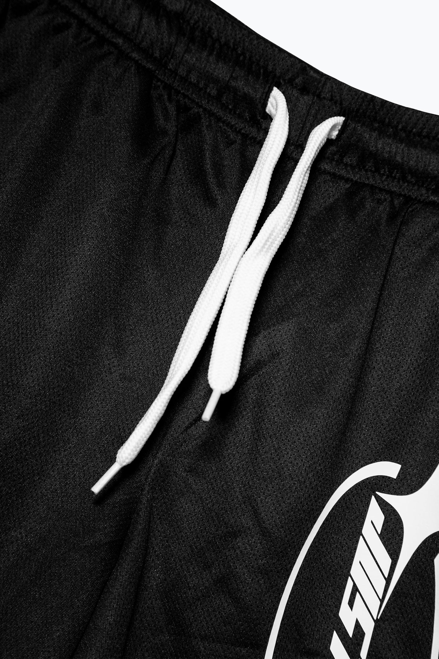 HYPE KIDS BLACK Y2K BASKETBALL SHORTS