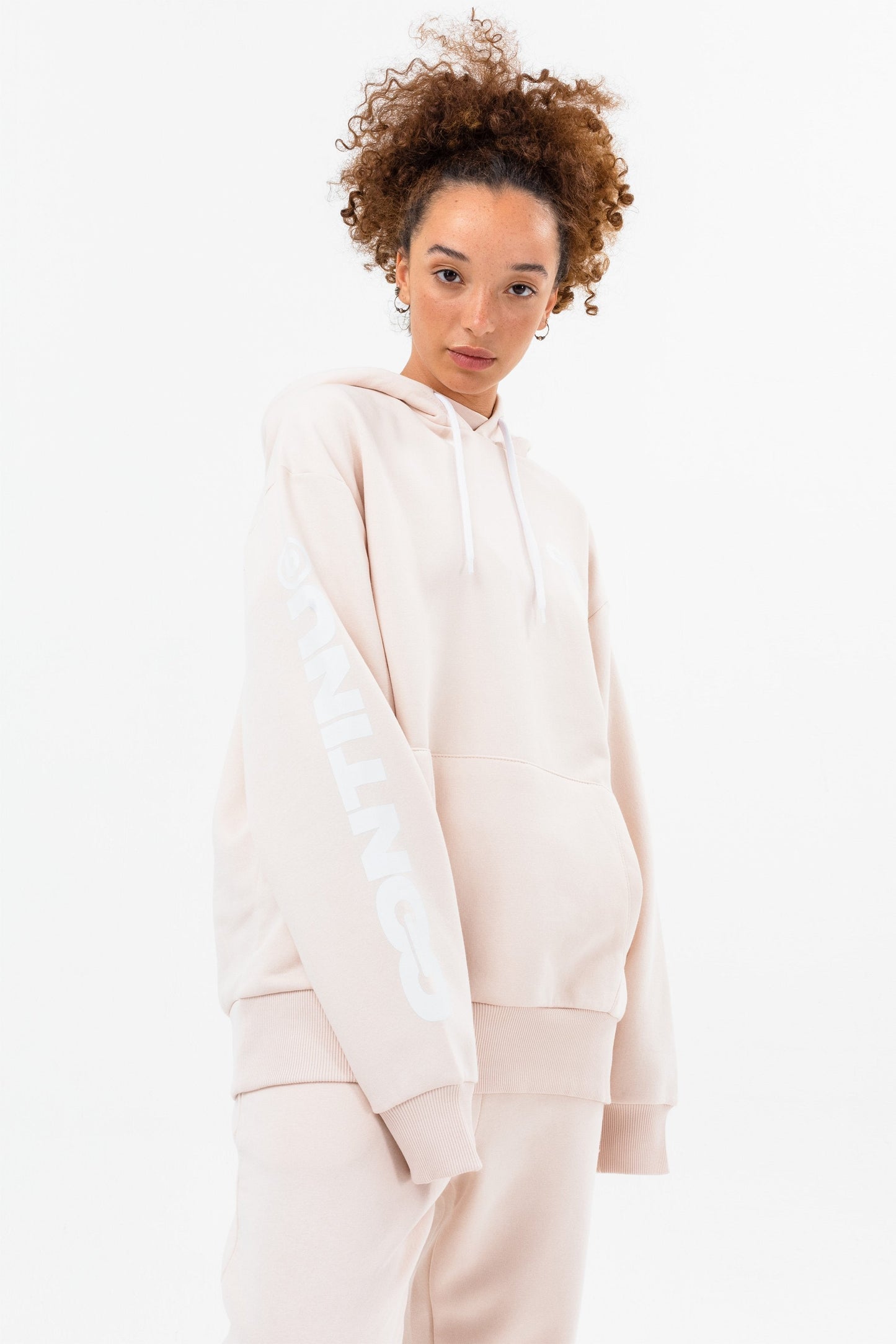 CONTINU8 LIGHT PINK OVERSIZED HOODIE