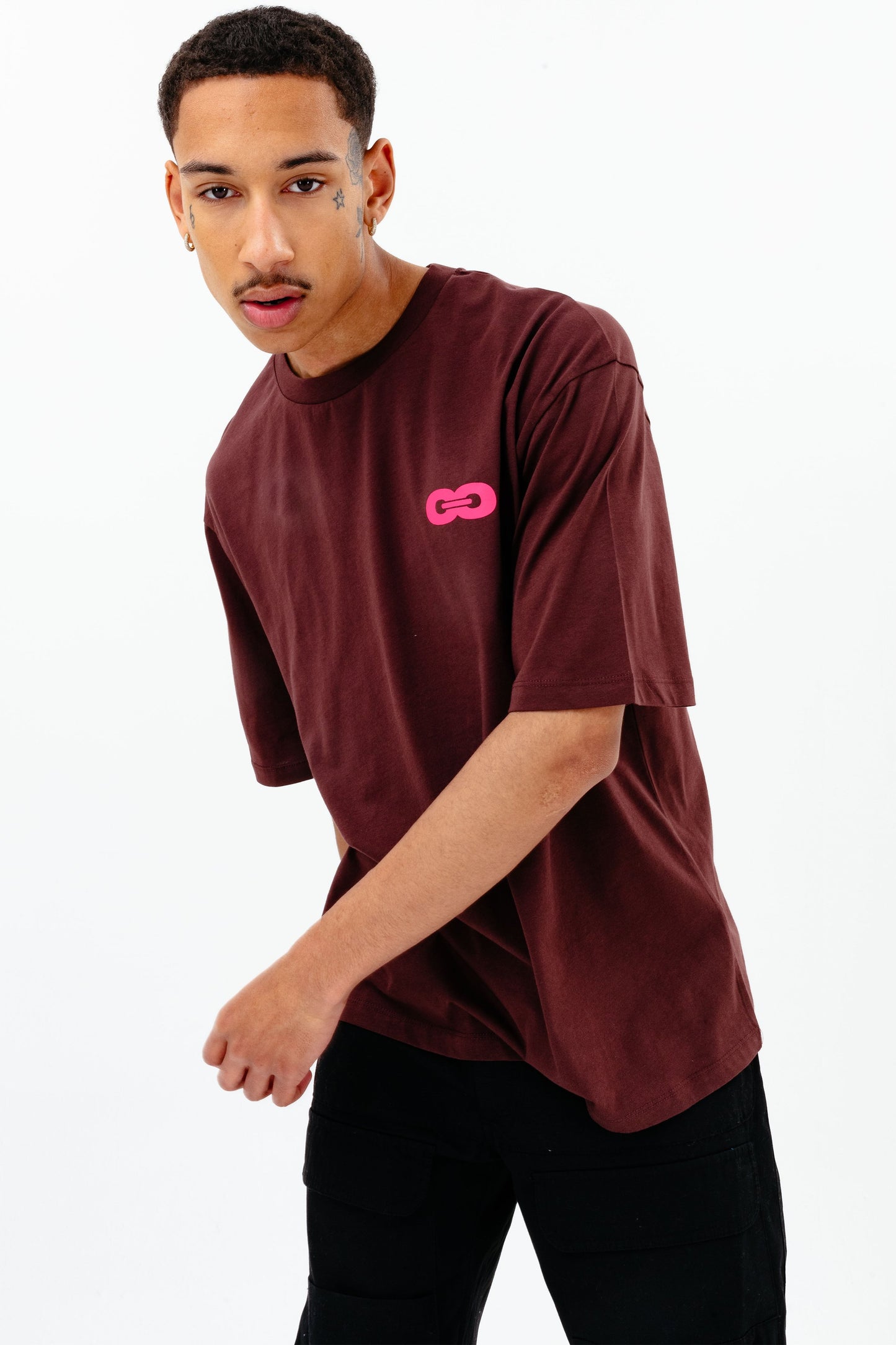 CONTINU8 RED OVERSIZED T-SHIRT