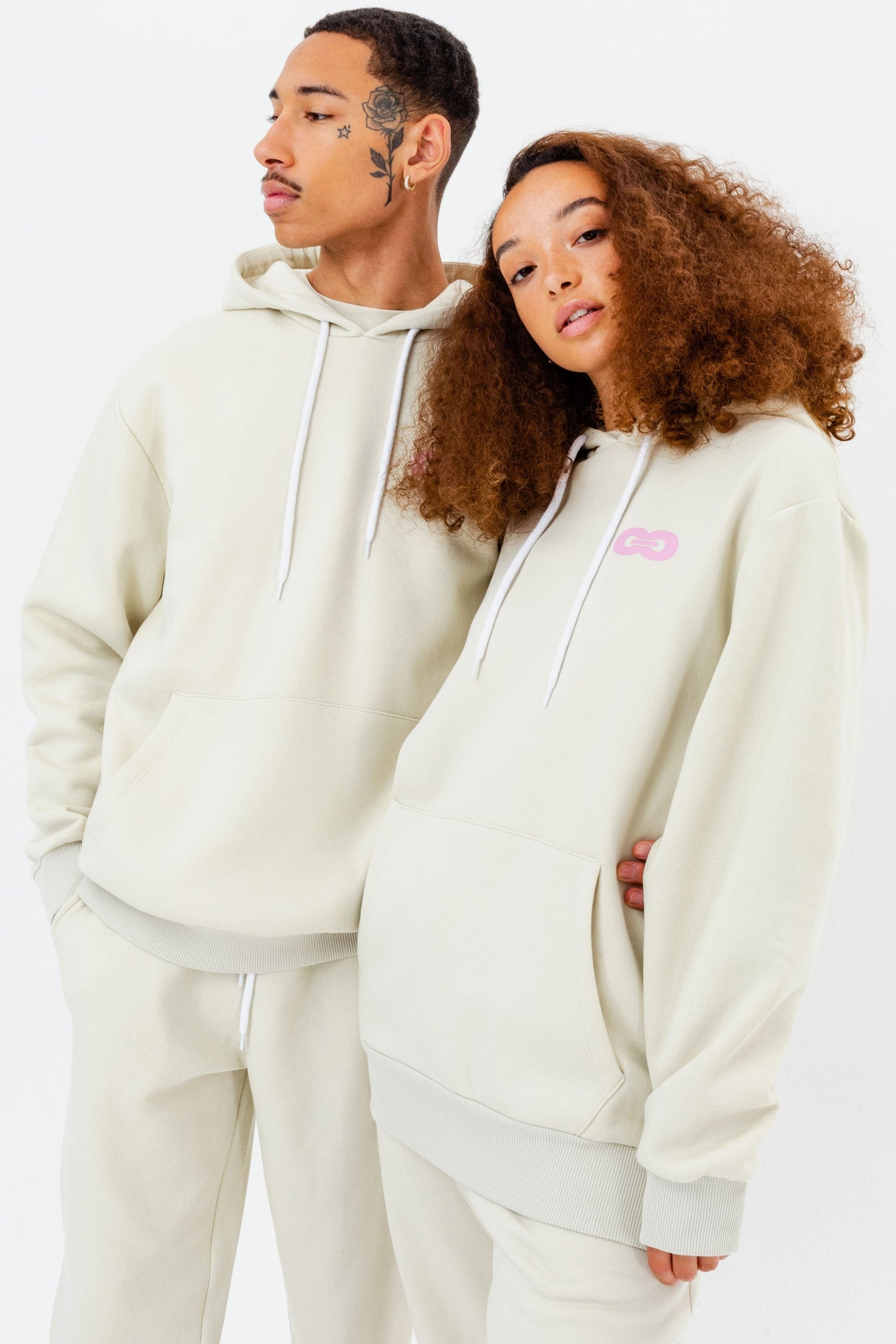 CONTINU8 IVORY OVERSIZED HOODIE