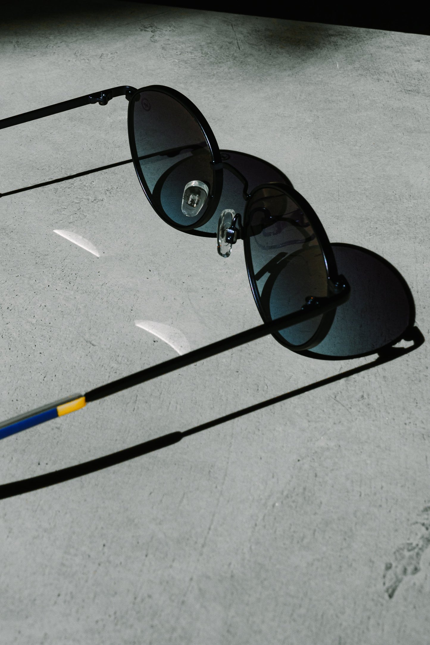 Hype Black Round Sunglasses