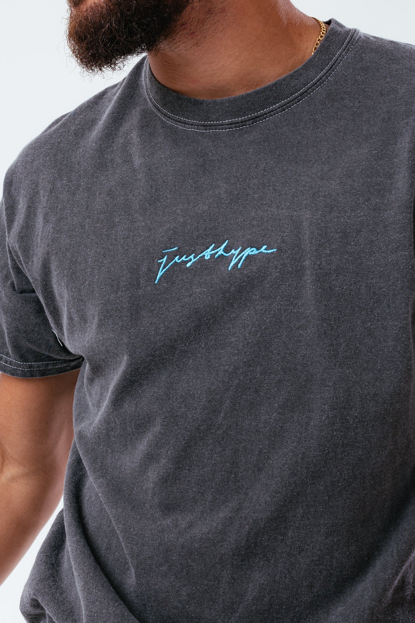 HYPE WASHED GREY SCRIBBLE LOGO EMBROIDERY MEN'S T-SHIRT