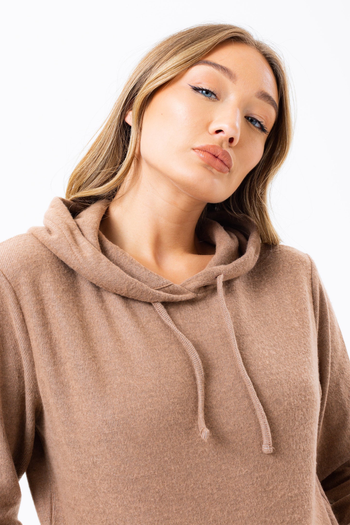 HYPE BROWN KNITTED WOMEN'S PULLOVER HOODIE