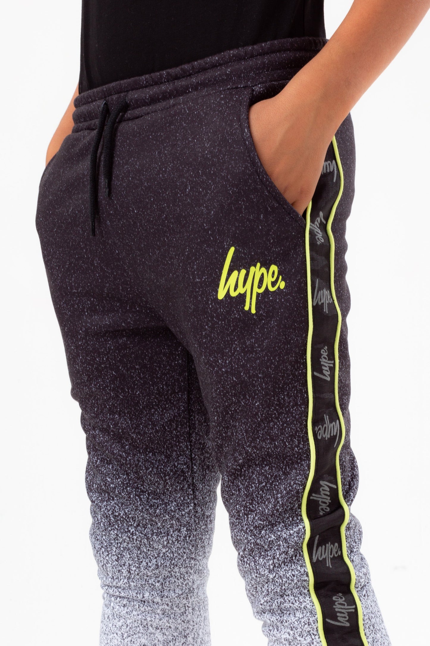 HYPE BOYS MONO SPECKLE FADE LIME TAPE SCRIPT JOGGERS