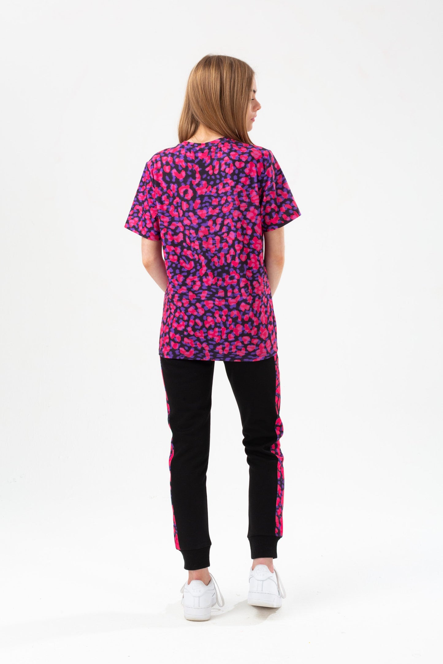 HYPE GIRLS PURPLE NEON CHEETAH FOIL SCRIPT T-SHIRT