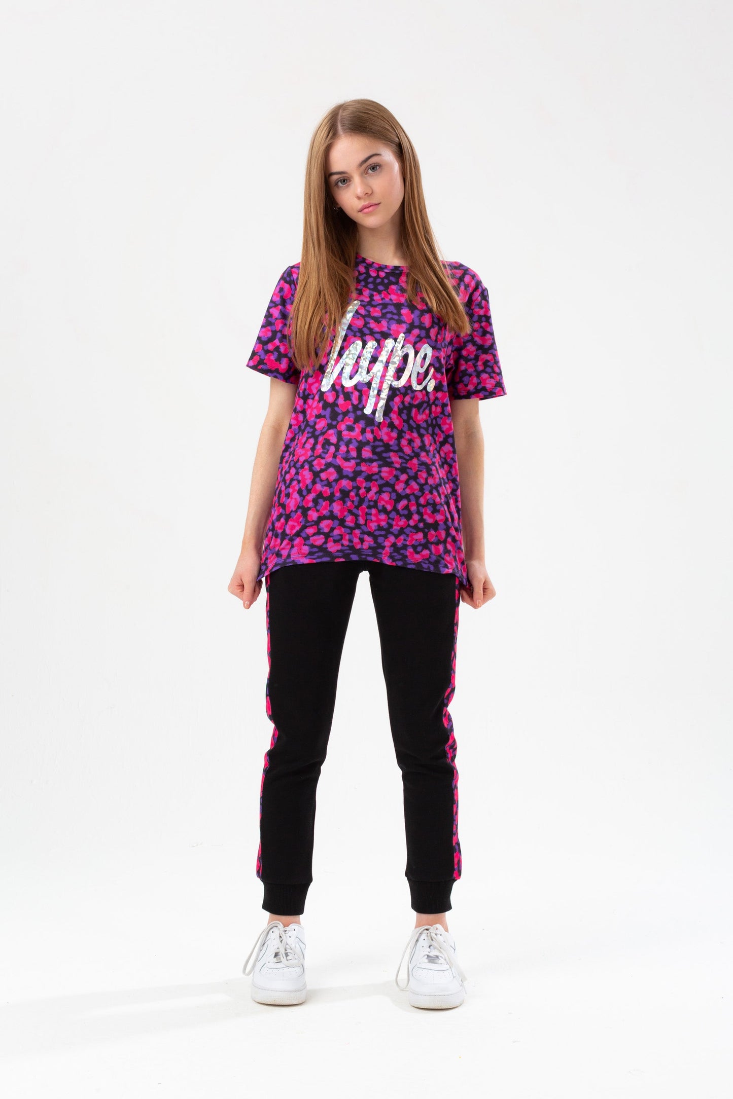 HYPE GIRLS PURPLE NEON CHEETAH FOIL SCRIPT T-SHIRT