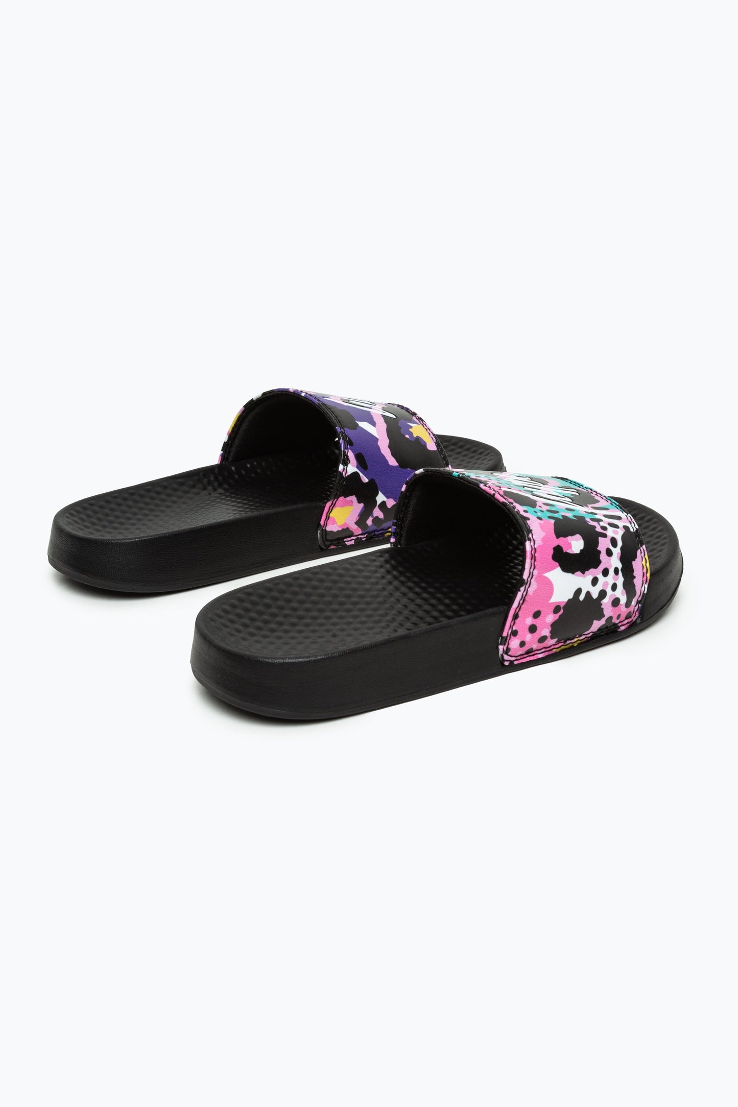 HYPE KIDS UNISEX LEOPARD ANIMAL SCRIPT SLIDERS