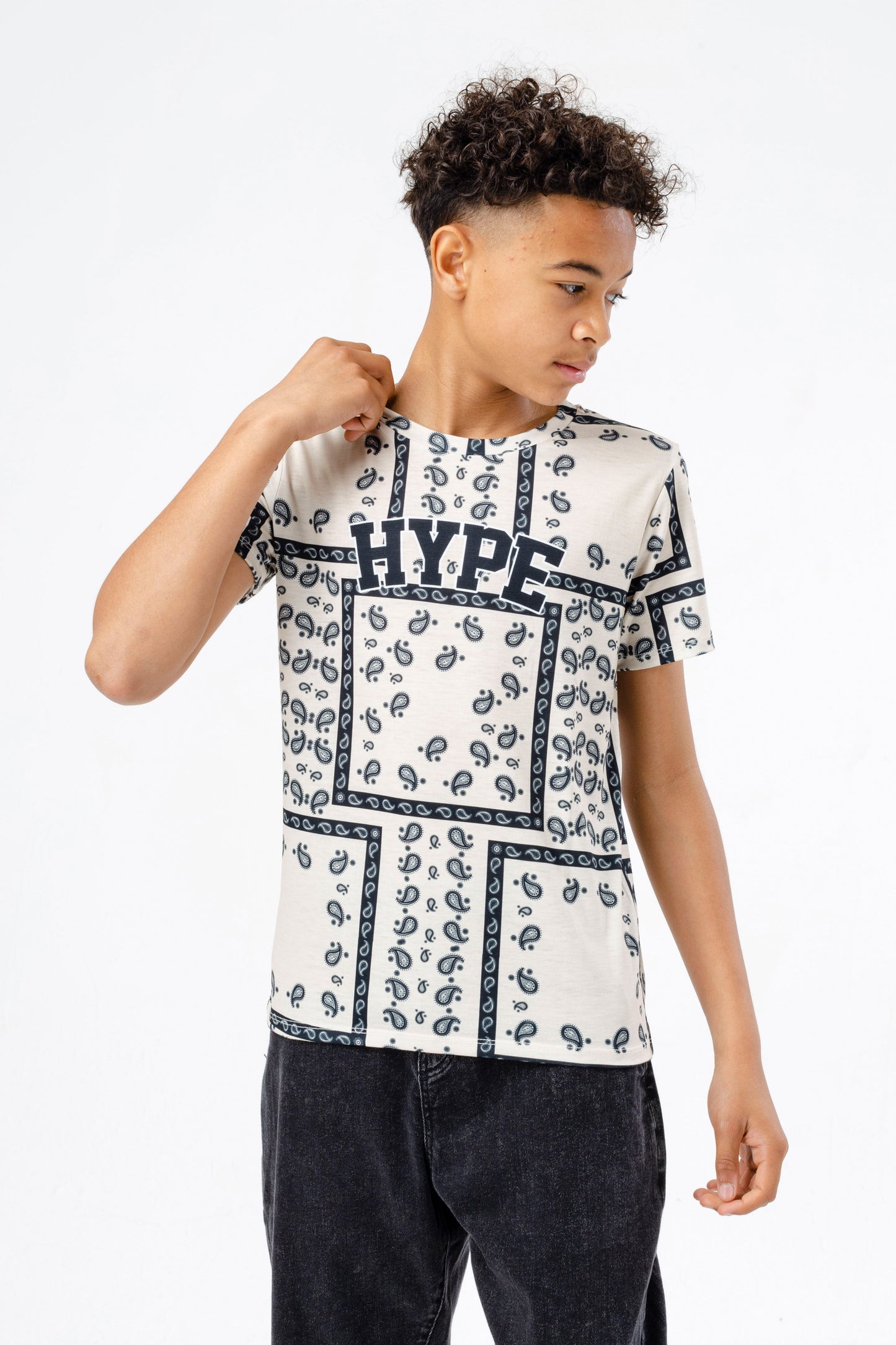 HYPE BOYS CREAM PAISLEY CHECK COLLEGE T-SHIRT