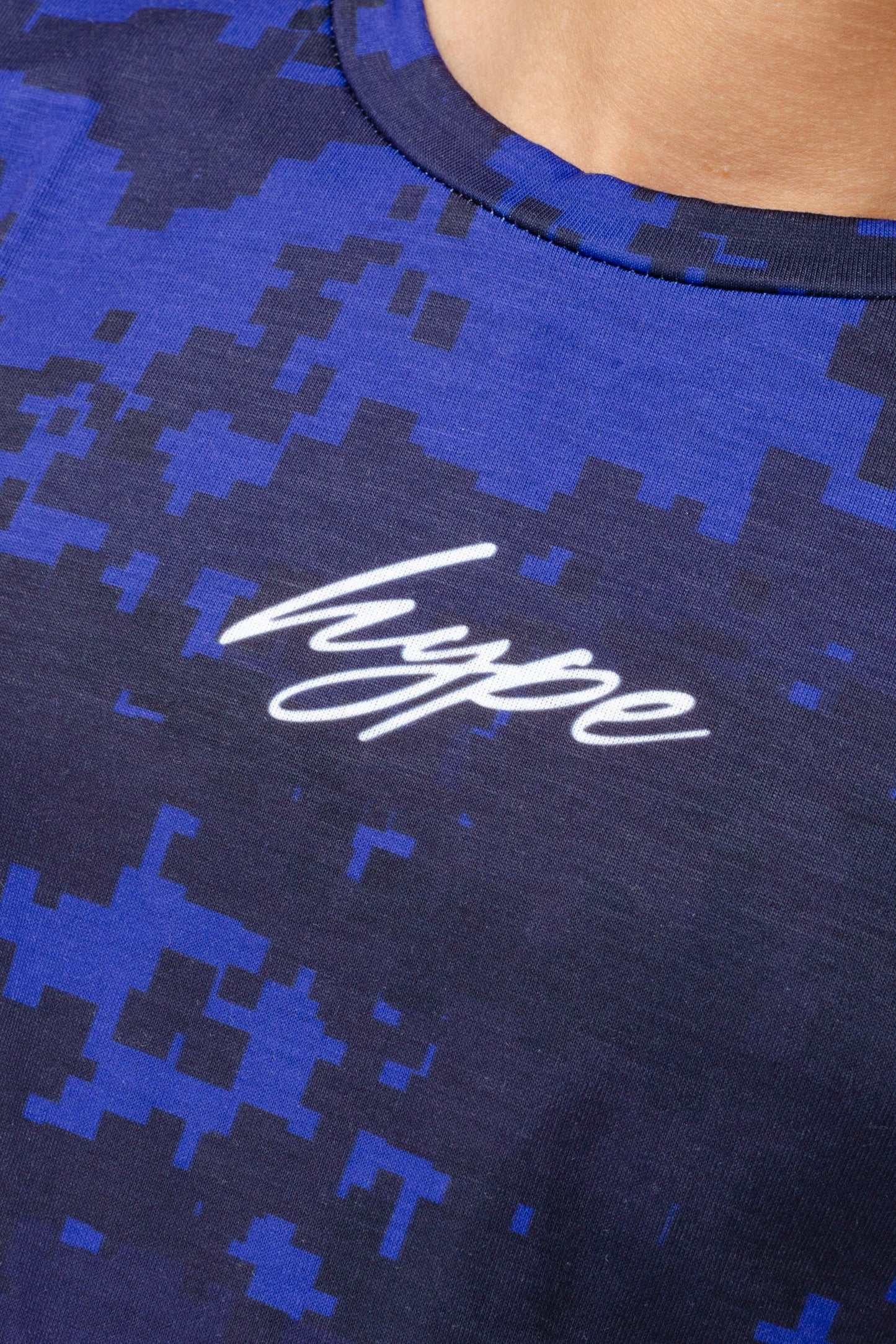 HYPE BOYS NAVY PIXEL CAMO SCRIBBLE T-SHIRT