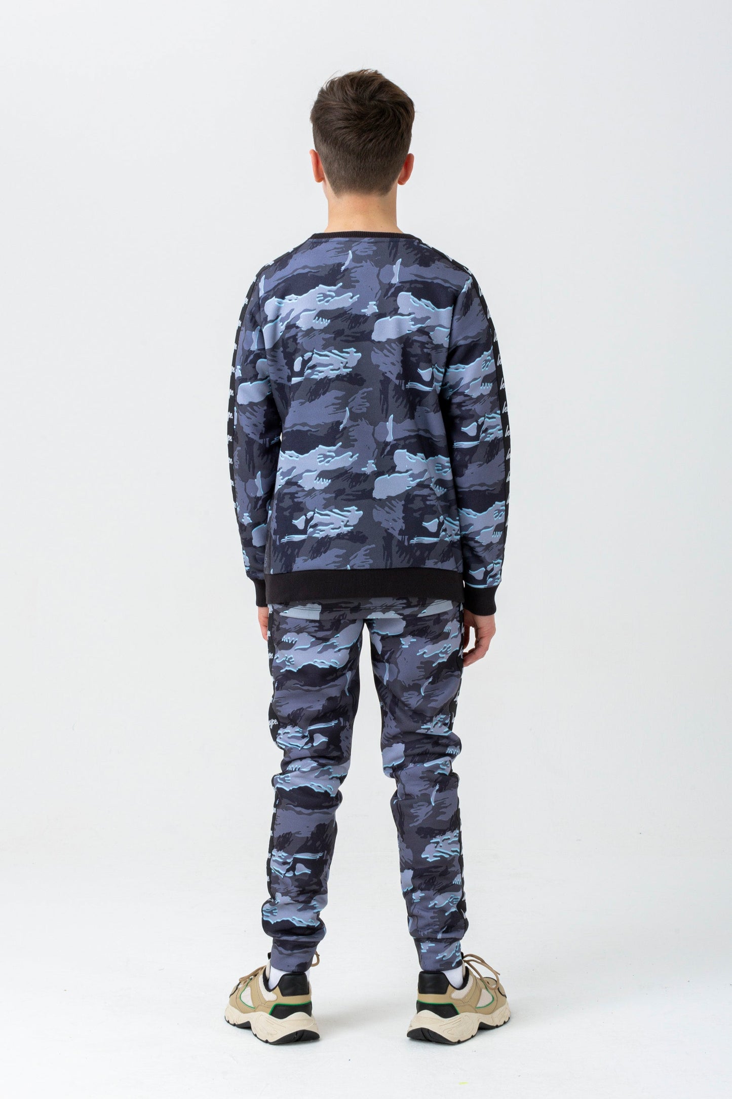 HYPE BOYS GREY GLOOM CAMO CREST CREW NECK