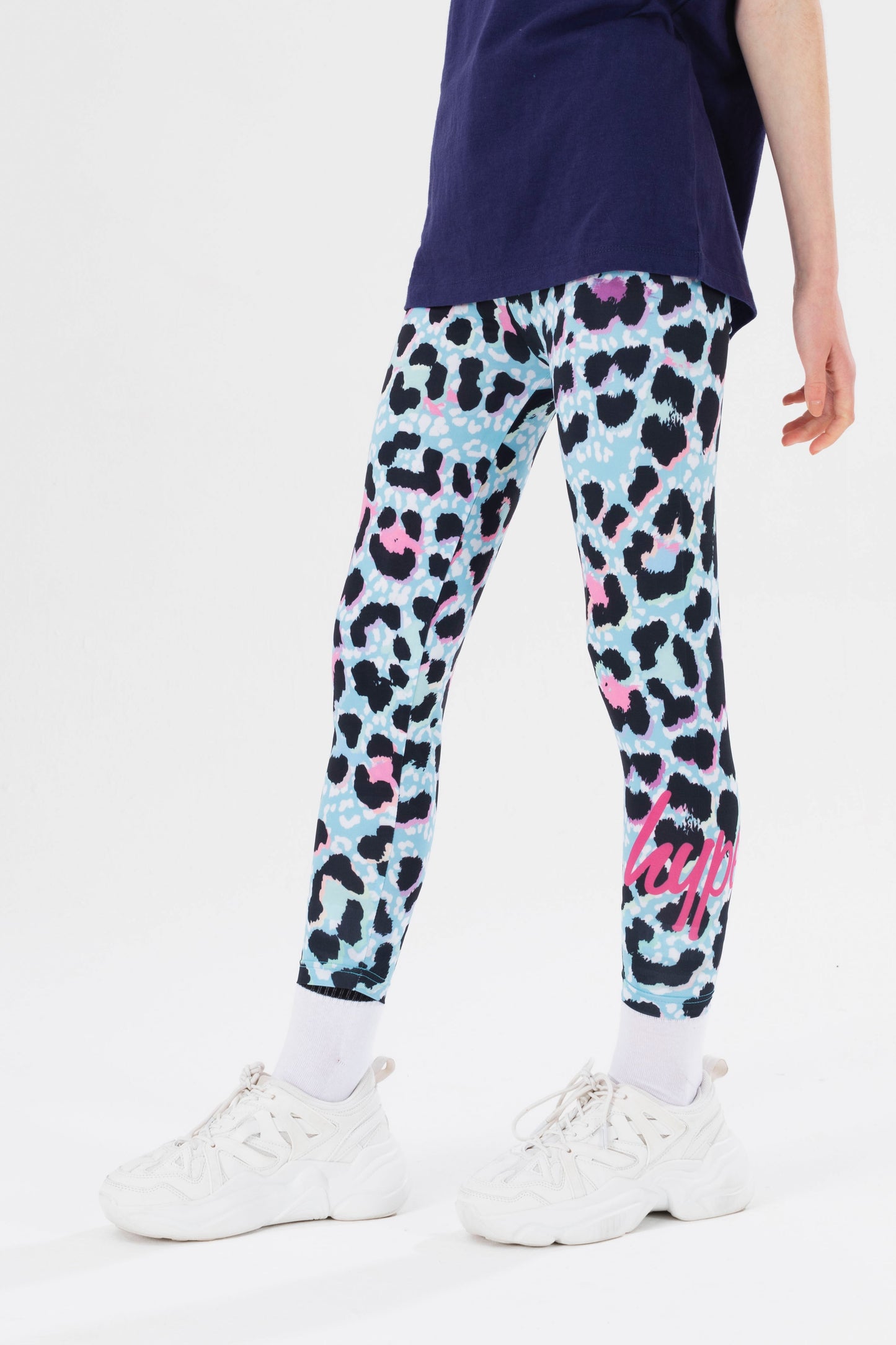 HYPE GIRLS BLUE ICE LEOPARD SCRIPT TEE AND LEGGINGS SET