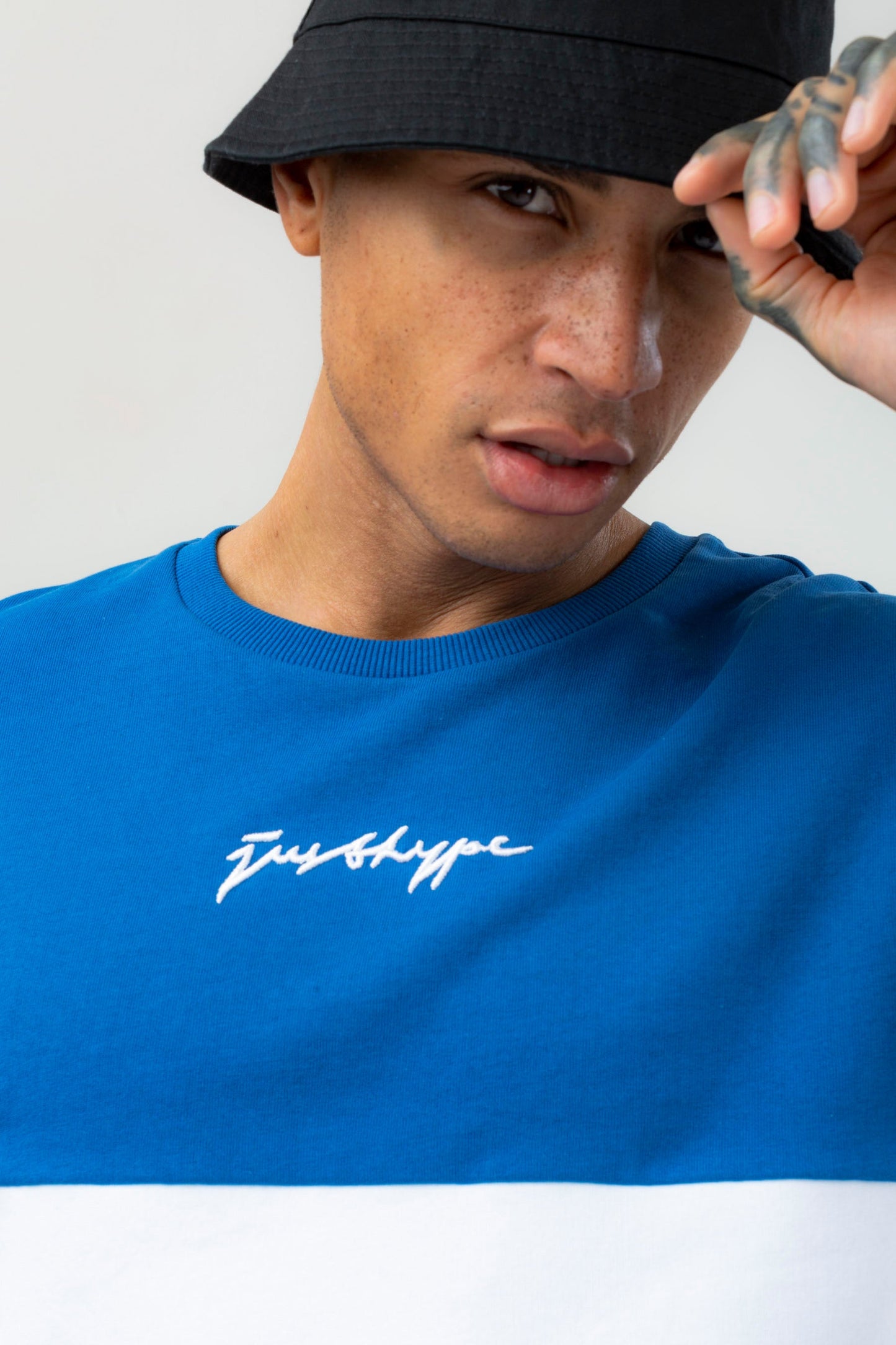 HYPE MENS BLUE ENDERBY SCRIBBLE CREW NECK