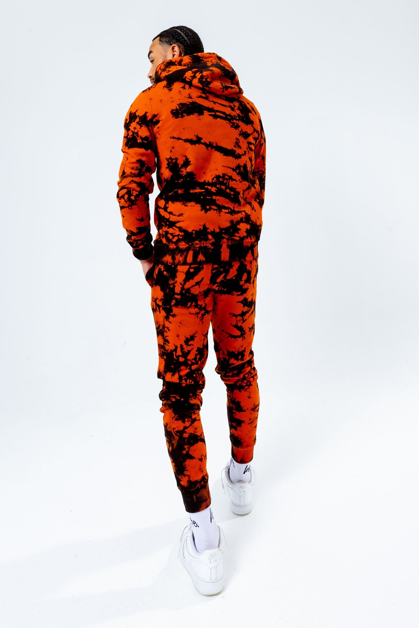 HYPE BLACK ORANGE TIE DYE MEN'S PULLOVER HOODIE